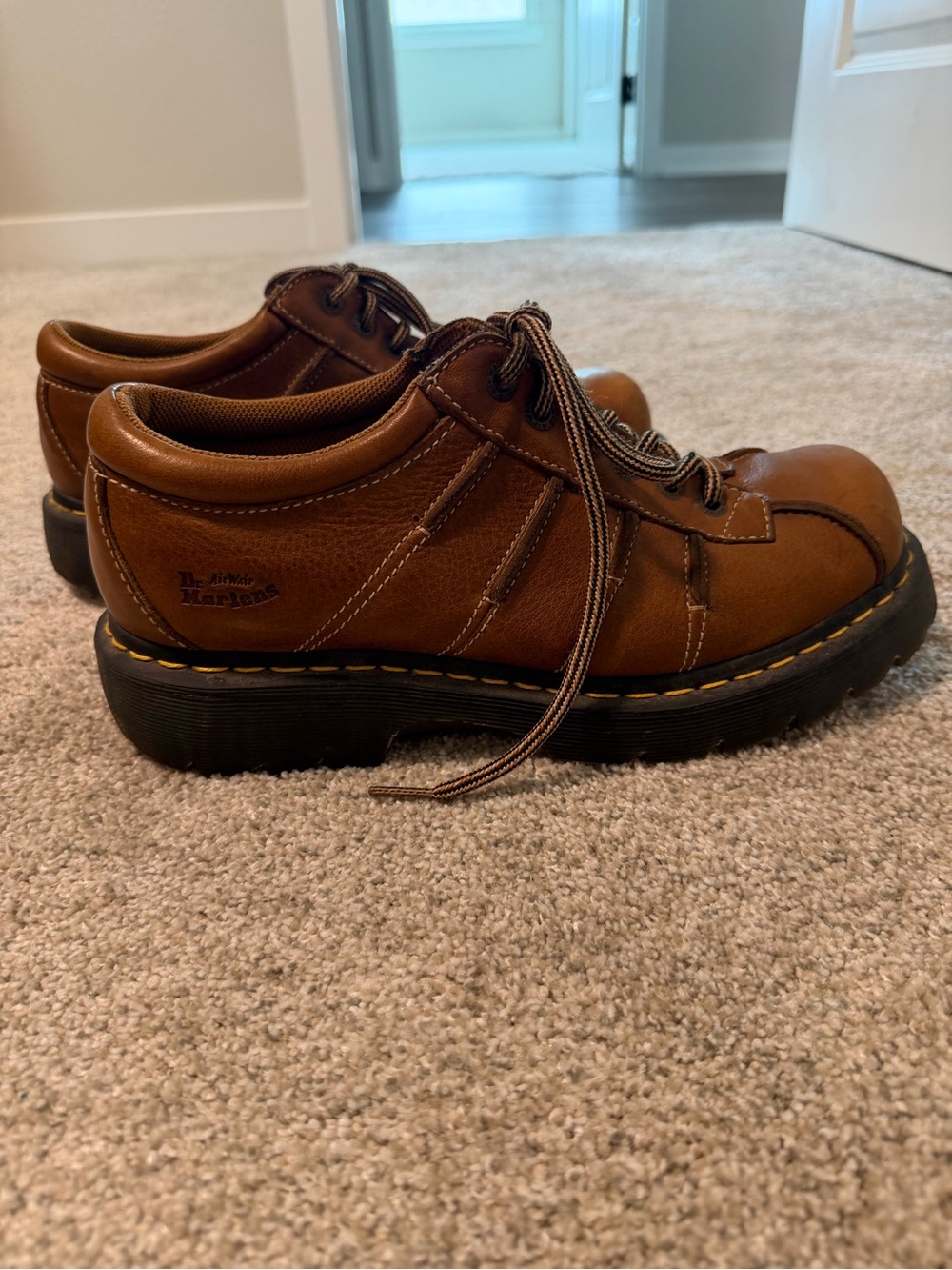Dr. Martens Vintage Men’s Chestnut Brown Leather Lace-Up Oxfords 11
